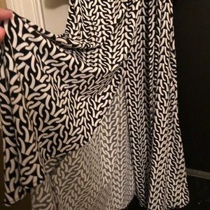 Very flattering wrap dress. Worn once.